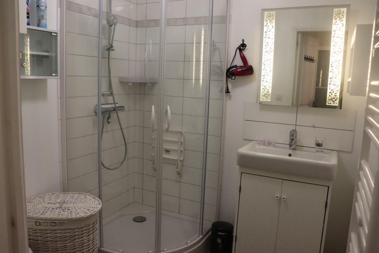 Villa Des Sables Avec 1 Studio Pour 2 Personnes Pouvant Etre Complete Par Une Chambre Avec Sa Salle De Bain Et Wc Si 4 Personnes Cabourg Eksteriør bilde